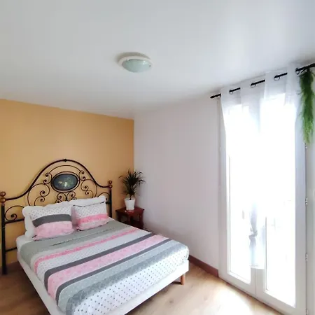 Le Combes Aparthotel