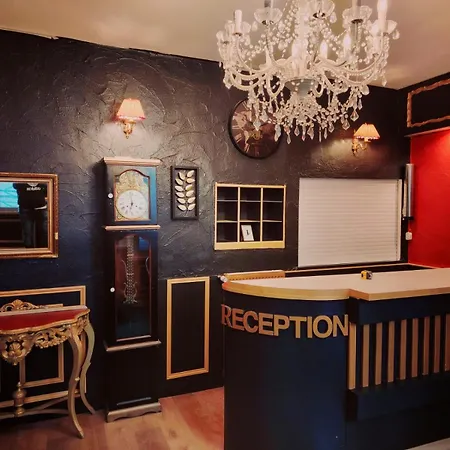 Ξενοδοχείο με διαμερίσματα Le Combes 4*